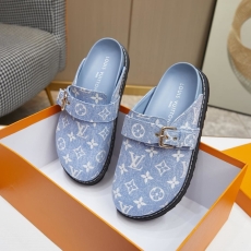 Louis Vuitton Slippers